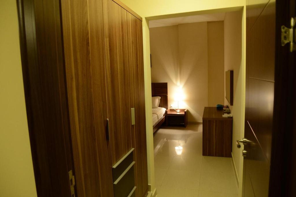 Silver City Hotel Apartments Jeddah Room photo