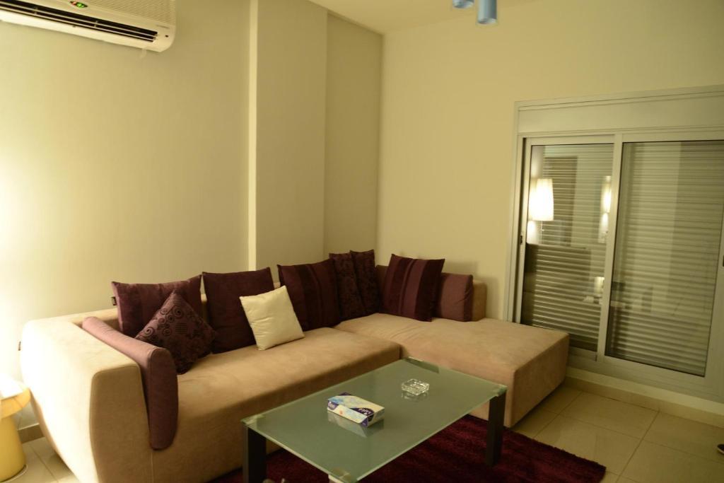 Silver City Hotel Apartments Jeddah Room photo