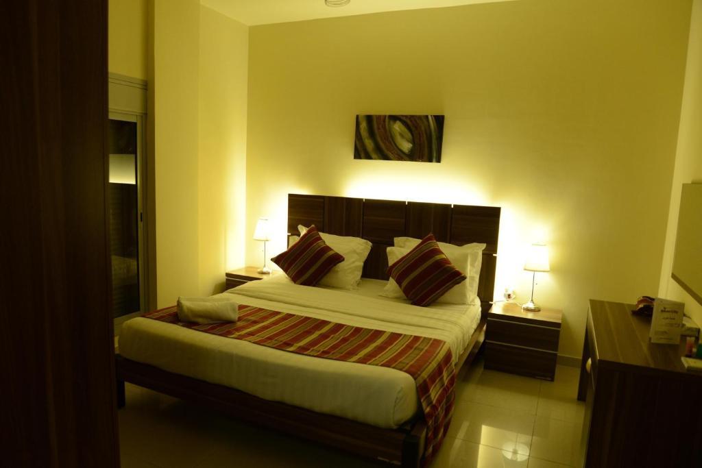 Silver City Hotel Apartments Jeddah Room photo